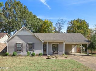 5728 Ridgetop Dr, Horn Lake, MS 38637