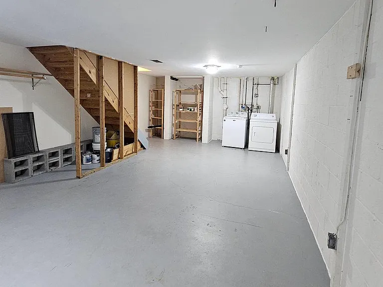 1119 N Stuart St #B — Photo 32