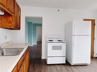 21 Emery St APT B, Sanford, ME 04073