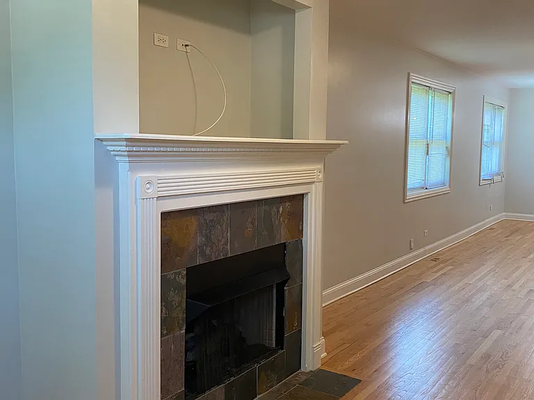 4222 S Indiana Ave #1 — Photo 6