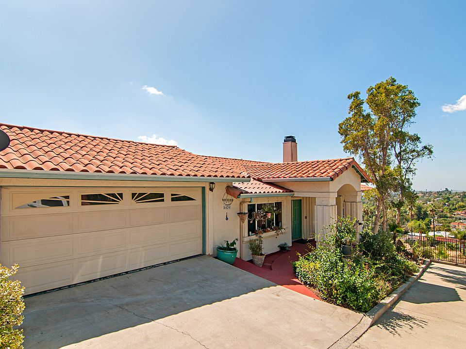 1st image of 4426 Topa Topa Dr