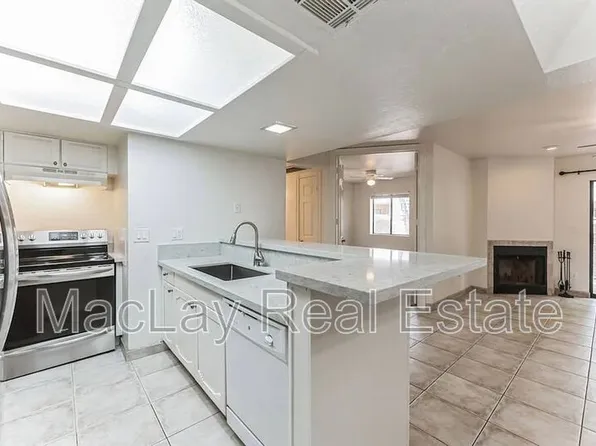 2935 N 68th St, Scottsdale, AZ