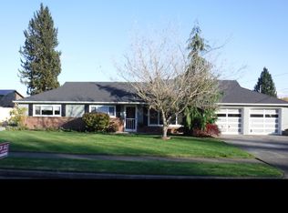 230 Belmont Ter, Mount Vernon, WA 98274