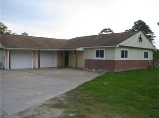 906 Rymal Rd, Alvin, TX 77511