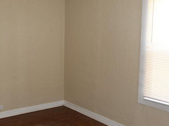 2nd image of 5106 Jackson St #1