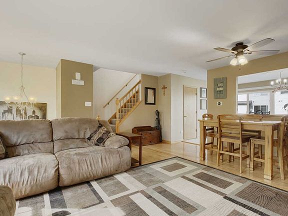 3rd image of 16502 W Teton Dr