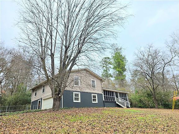 3rd image of 1181 Greentree Pkwy