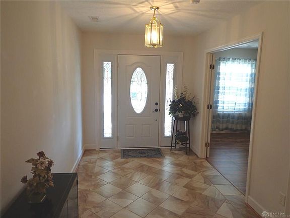 5th image of 1747 Tearose Cir