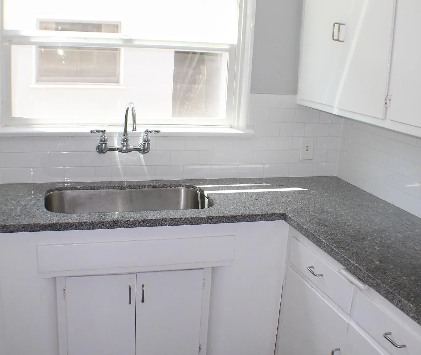 1 bed, 850 sqft, $2,150 — Photo 1