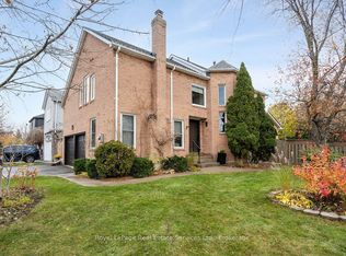 1544 Greenbriar Dr, Oakville, ON L6M 1Y5