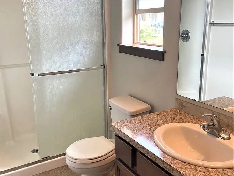 306 Pine St — Photo 8
