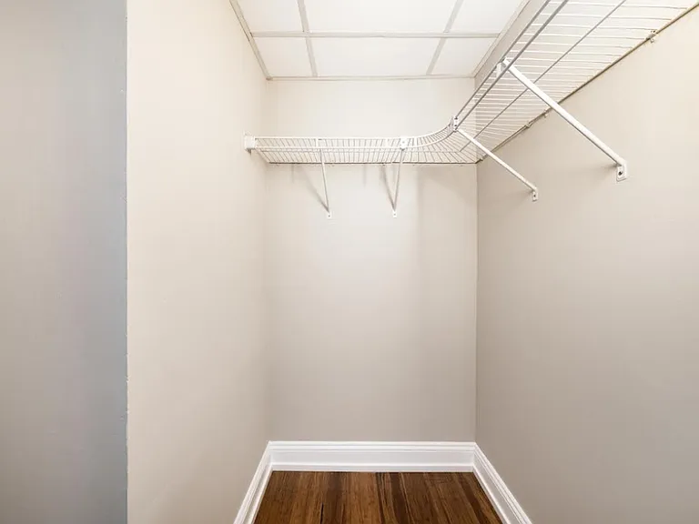 222 Rittenhouse — Photo 14