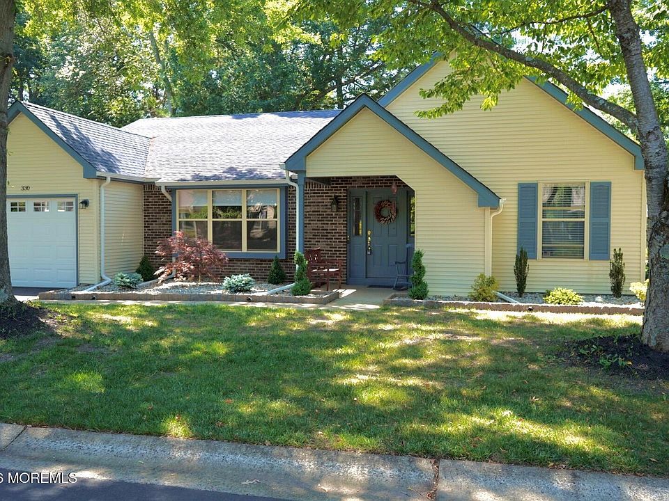 1st image of 330 Gardenia Drive