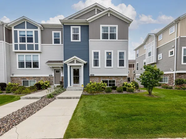 6940 Huckleberry Dr, Excelsior, MN 55331