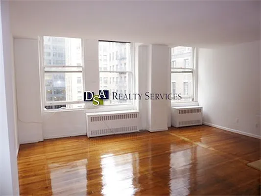 Rented by DSA Realty | media 20