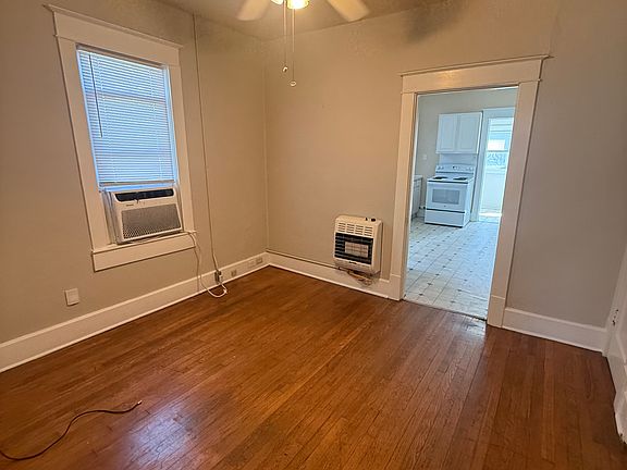 3rd image of 1014 E 1st St #B