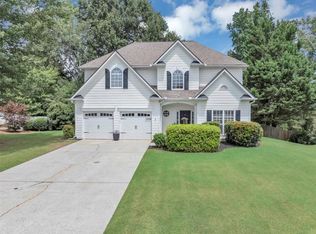 5590 Kennemore Dr, Alpharetta, GA 30004