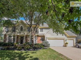 12825 Catalina St, Leawood, KS 66209