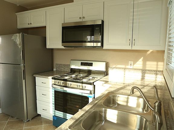 stove and microwave included. No refrigerator provided