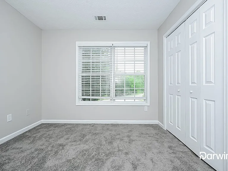 55 Shenandoah Ct — Photo 9