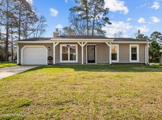 404 Mark Ln, Jacksonville, NC 28546