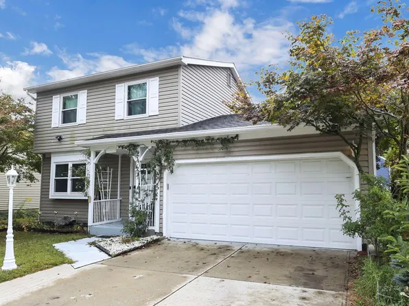 2469 Sandstrom Dr, Columbus, OH 43235