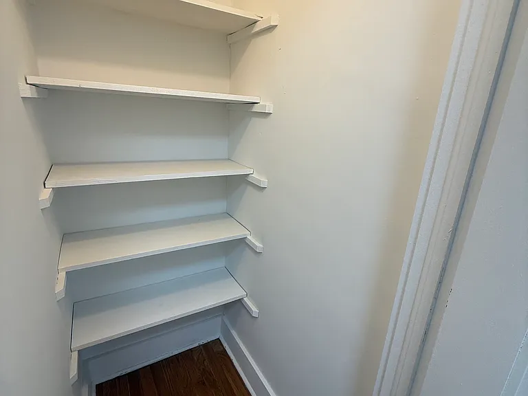 131 W Ramapo Ave — Photo 7