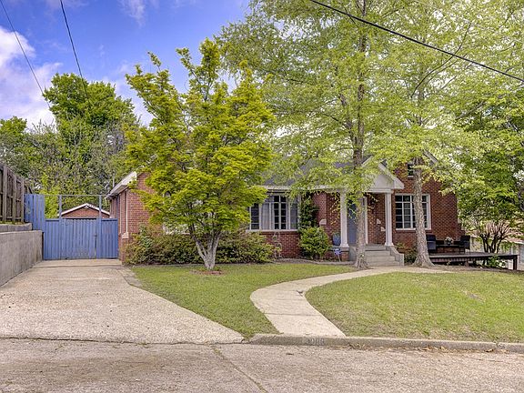 3rd image of 3006 Short Cherry St
