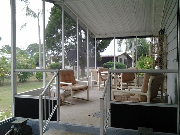 3rd image of 1664 Gulf Coast Dr