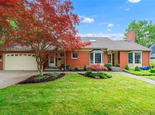 53 Jordan Rd, Williamsville, NY 14221