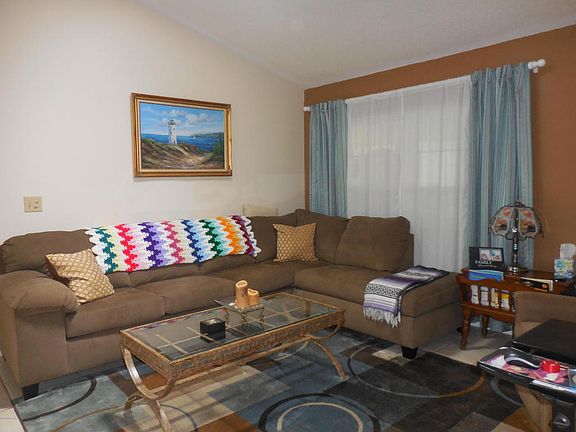 2nd image of 5918 Phyllis Lou Cir
