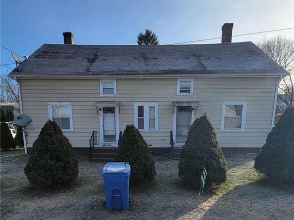 90 South Walnut Street, Plainfield, CT 06387