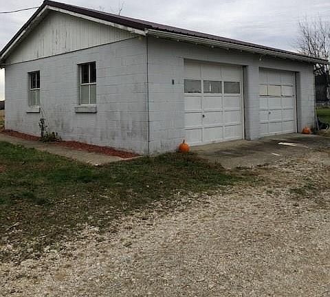 4th image of 8926 W Us Highway 150