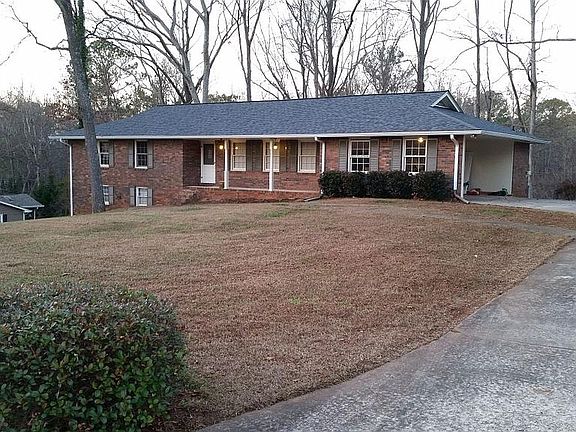 4th image of 2603 Oak Hill Dr