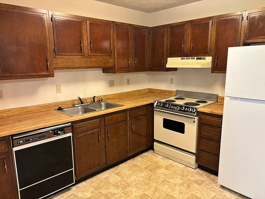 Building Photo - 333 W Lake Ave #8A