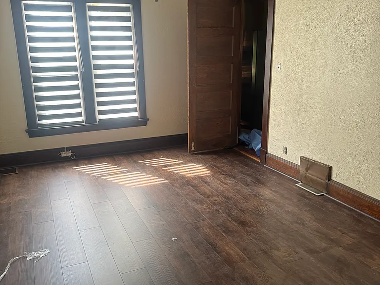 2853 Scottwood Ave — Photo 13