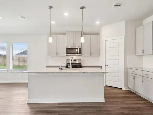 31106 De La Guerra St, Huffman, TX 77336