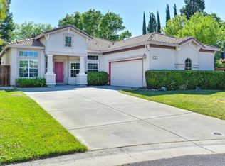 18 Molly Ct, Roseville, CA