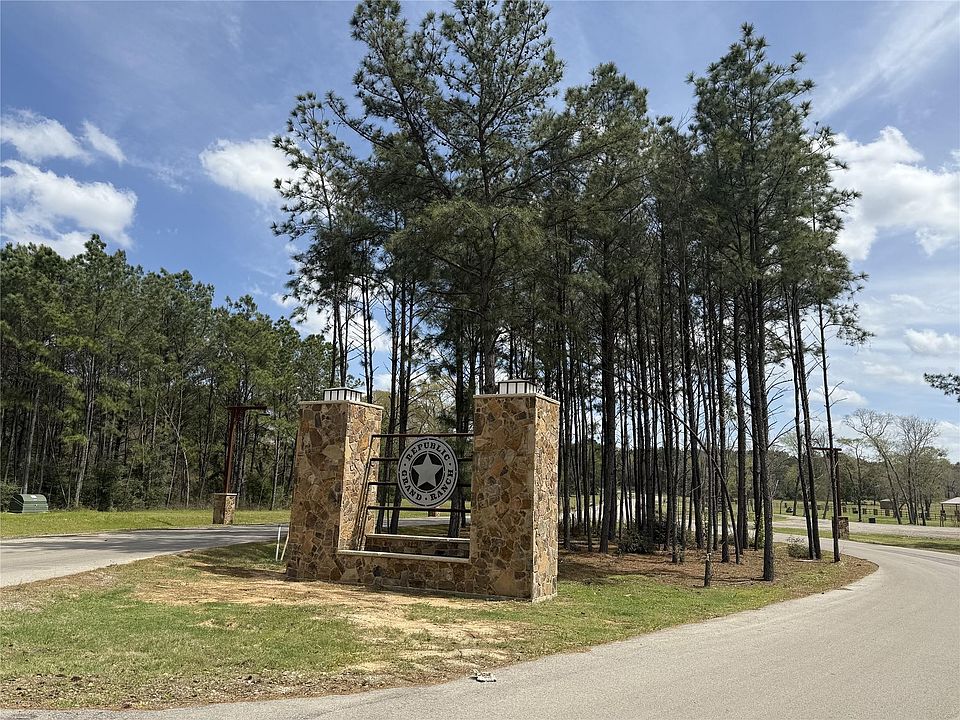 1st image of 16076 Forest Mill Rd