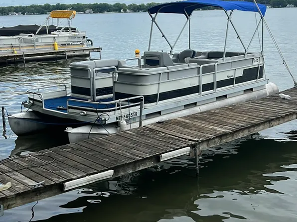 9609 Woodlawn Dr #3, Portage, MI 49002