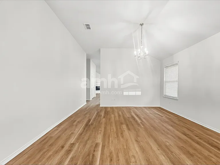 903 Plumeria Dr — Photo 7