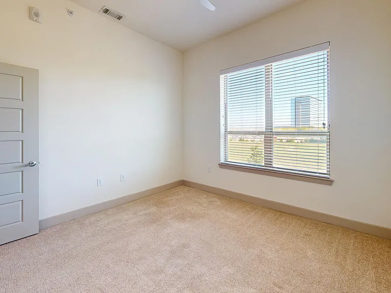 The Flats at Palisades — Photo 123