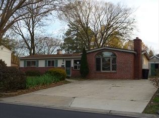 3849 Edinburgh Dr, Virginia Beach, VA 23452