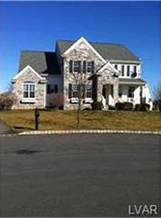 1st image of 900 Garden Ct