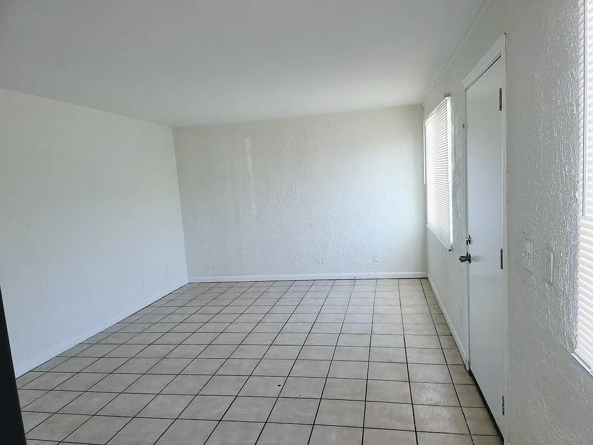 2 bed, 650 sqft, $1,295 — Photo 4