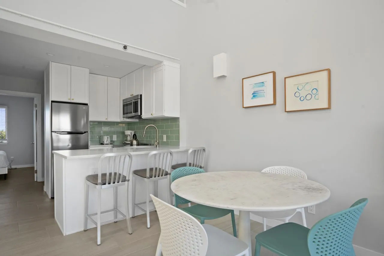 2062 Montauk Hwy Unit #25, Amagansett, NY 11930 | Out East