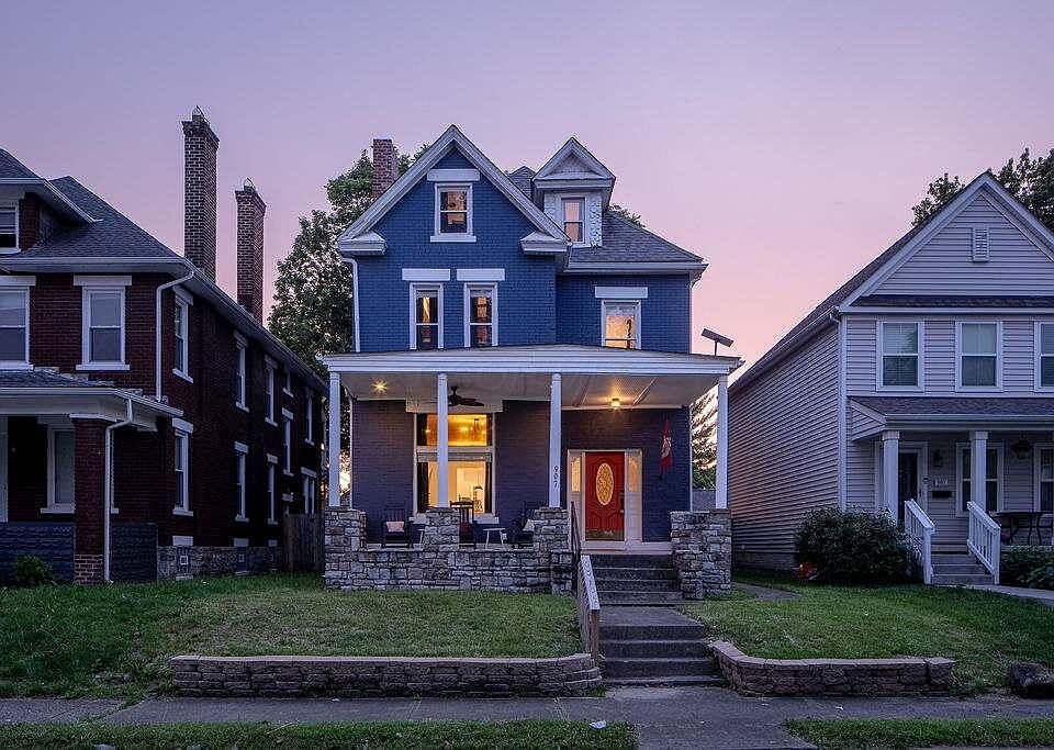 1st image of 907 S Champion Ave
