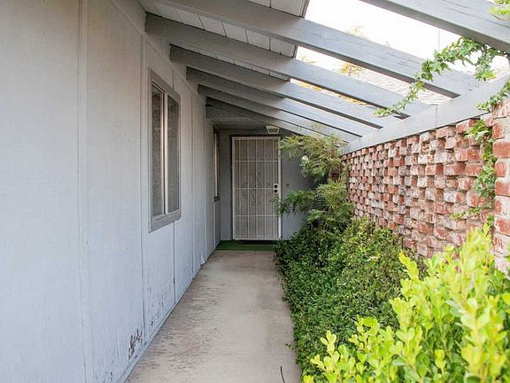 3rd image of 3004 W Evergreen Ave