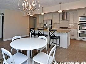 3rd image of 3043 E Morningside Dr