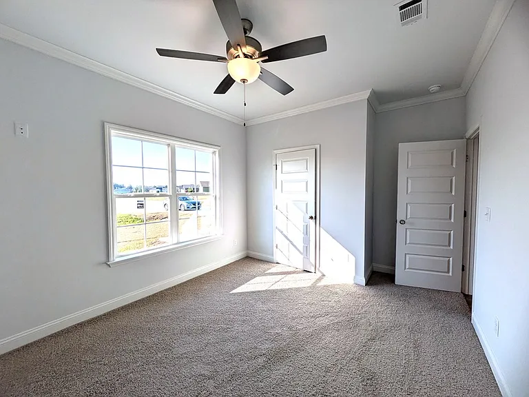 111 Nicole Britt Dr — Photo 38